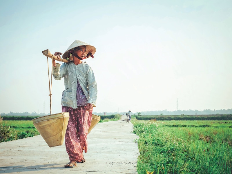 Frau mit Hut, Vietnam