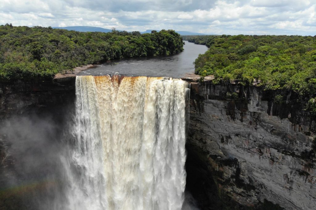 Kaieteur Wasserfall, Guyana - das Land der vielen Wasser