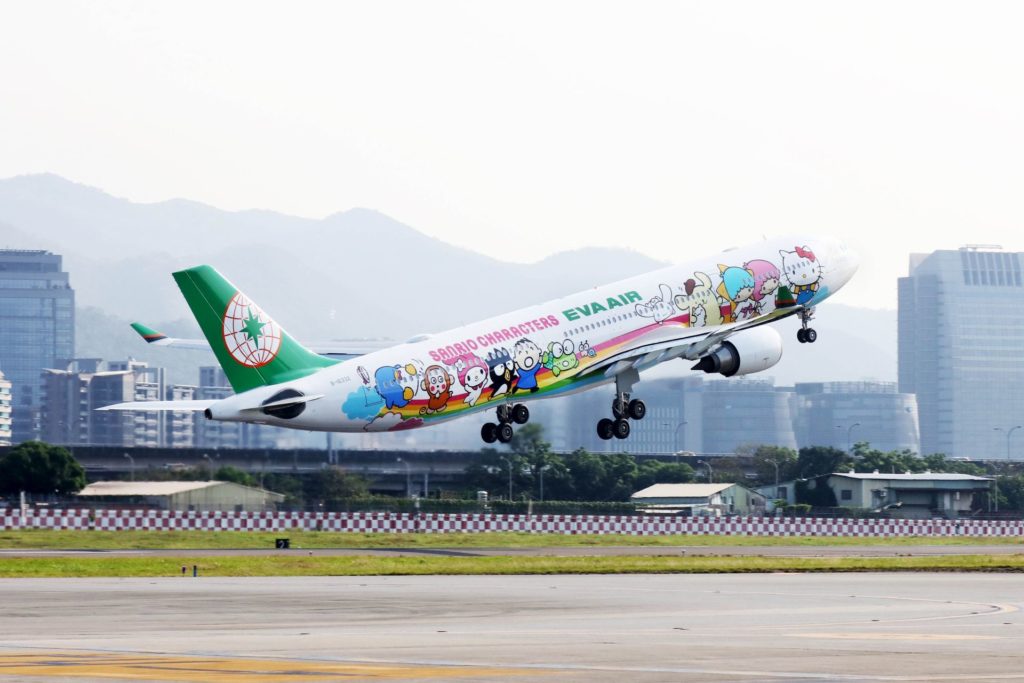 Hello Kitty Jet, Fliegen mit Hello Kitty und EVA AIR